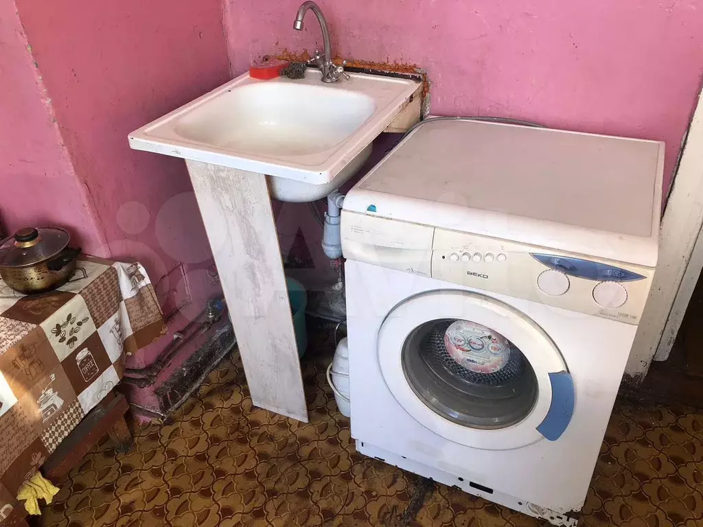 Комната 18 м в 3-к., 4/4 эт. - Фото 1