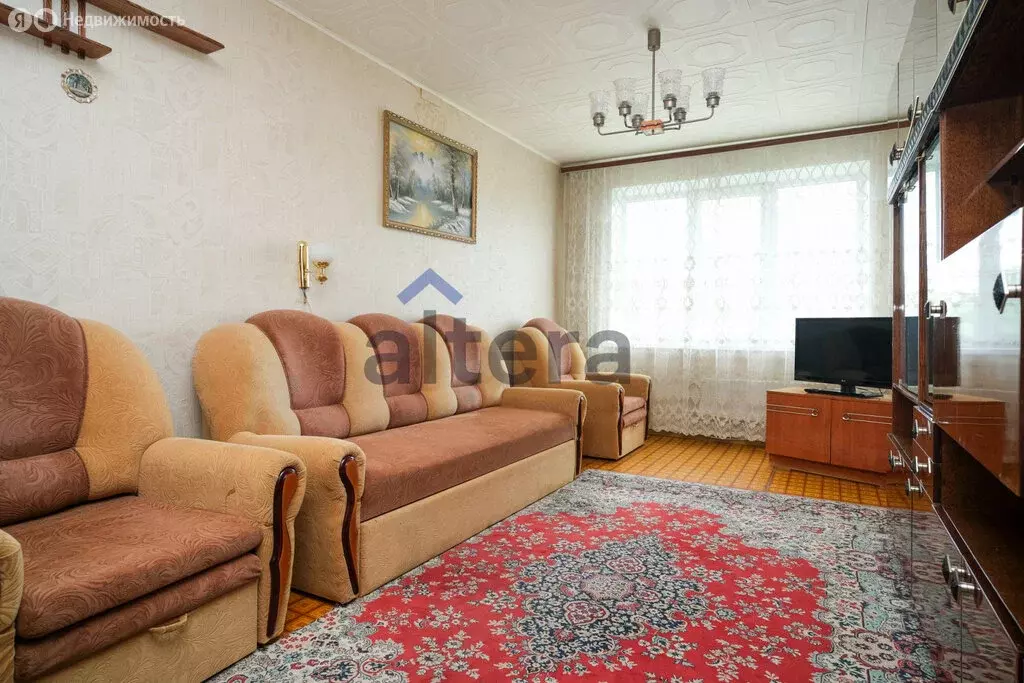 3-комнатная квартира: Казань, улица Побежимова, 46 (66.3 м) - Фото 0