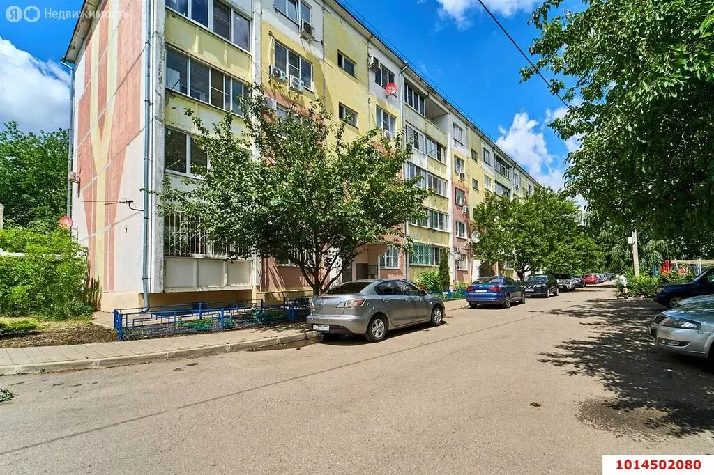 3-комнатная квартира: посёлок Лорис, Садовая улица, 32 (84 м) - Фото 0