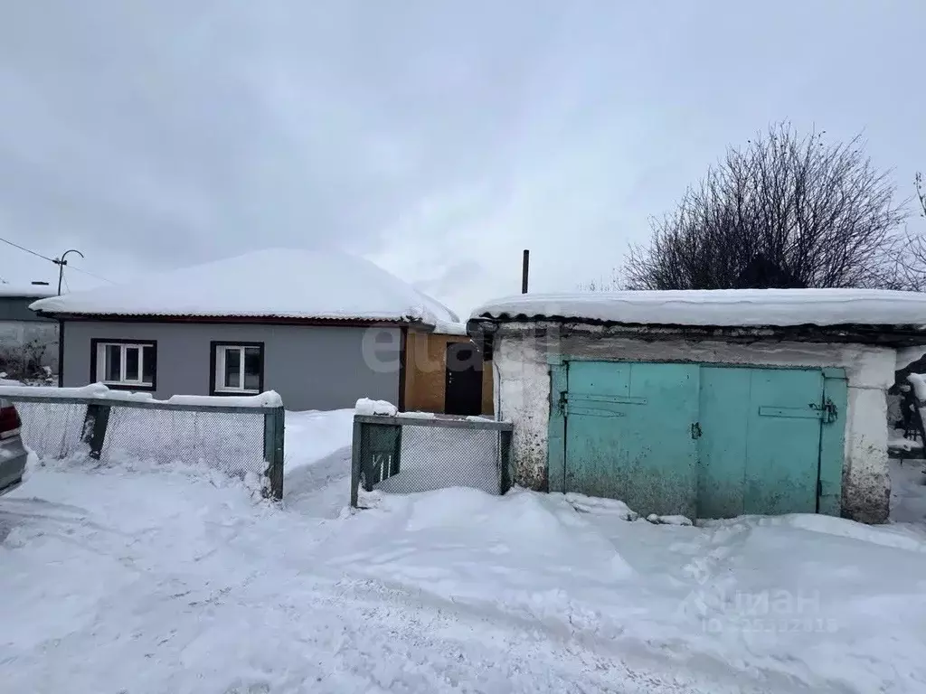 Дом в Кемеровская область, Ленинск-Кузнецкий Листвяжная ул., 19 (67 м) - Фото 2