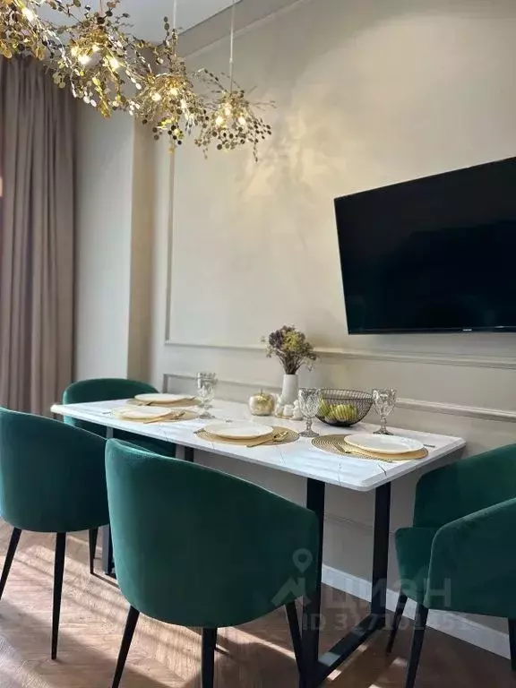 3-к кв. Татарстан, Казань ул. Сибгата Хакима, 51 (100.0 м) - Фото 0