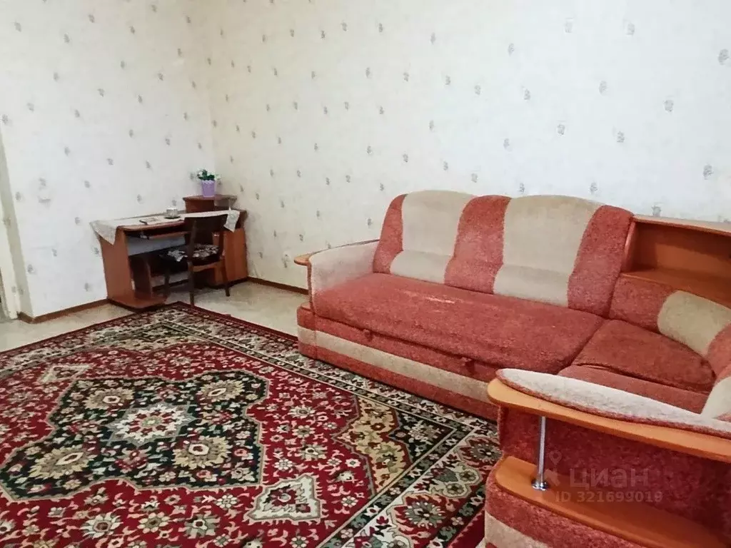 3-к кв. Омская область, Омск Заозерный мкр, ул. Сергея Тюленина, 12 ... - Фото 1