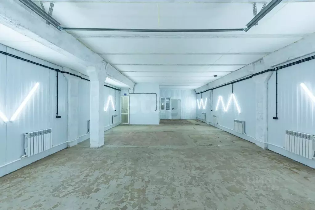 Помещение свободного назначения в Омская область, Омск Комбинатская ... - Фото 1