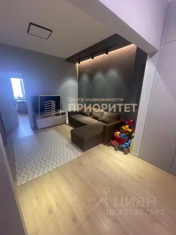 2-к кв. Саха (Якутия), Якутск ул. Лермонтова, 100 (65.3 м) - Фото 1