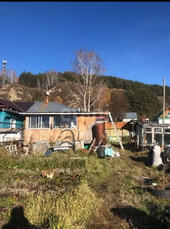 Дом в Тюменская область, Тобольск ул. Алябьева, 40 (50 м) - Фото 0