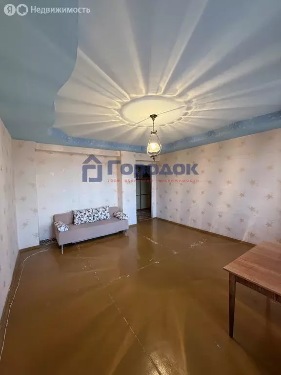 2-комнатная квартира: Каменск-Уральский, Каменская улица, 16 (86.7 м) - Фото 0