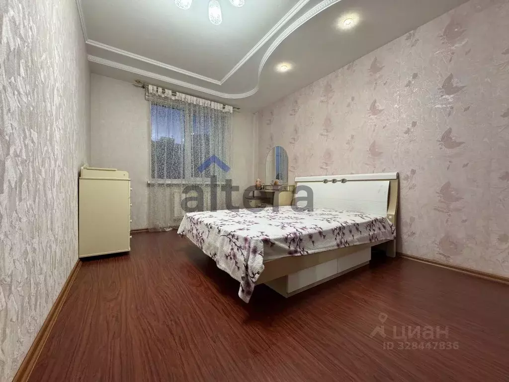 3-к кв. Татарстан, Казань ул. Достоевского, 52 (100.0 м) - Фото 1