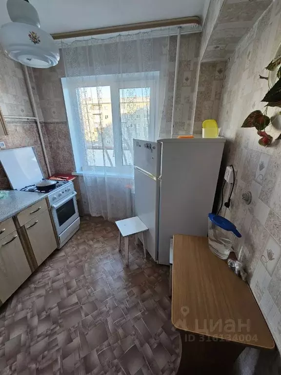 2-к кв. Омская область, Омск ул. 21-я Амурская, 14В (42.0 м) - Фото 0