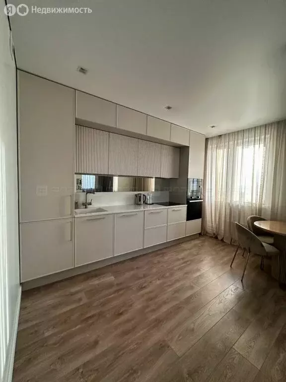 3-комнатная квартира: Казань, улица Заслонова, 40к2 (76 м) - Фото 2