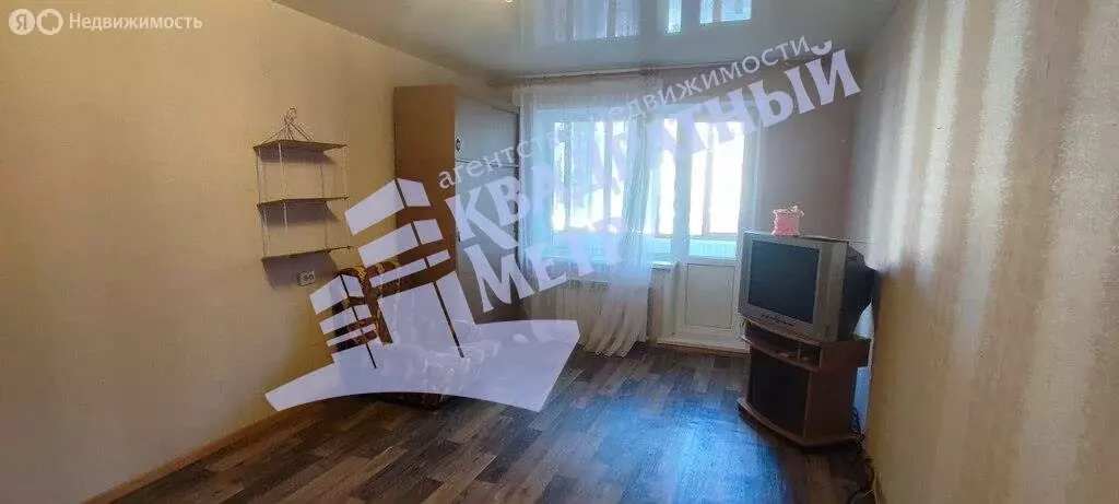 1-комнатная квартира: Балаково, улица 30 лет Победы, 7А (37 м) - Фото 0