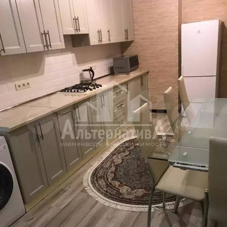 2-к. квартира, 74 м, 4/5 эт. - Фото 0