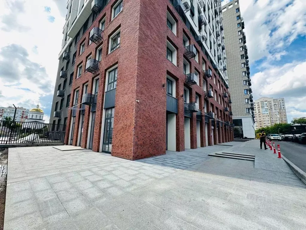 Торговая площадь в Башкортостан, Уфа Коммунистическая ул., 98/1 (55 м) - Фото 0