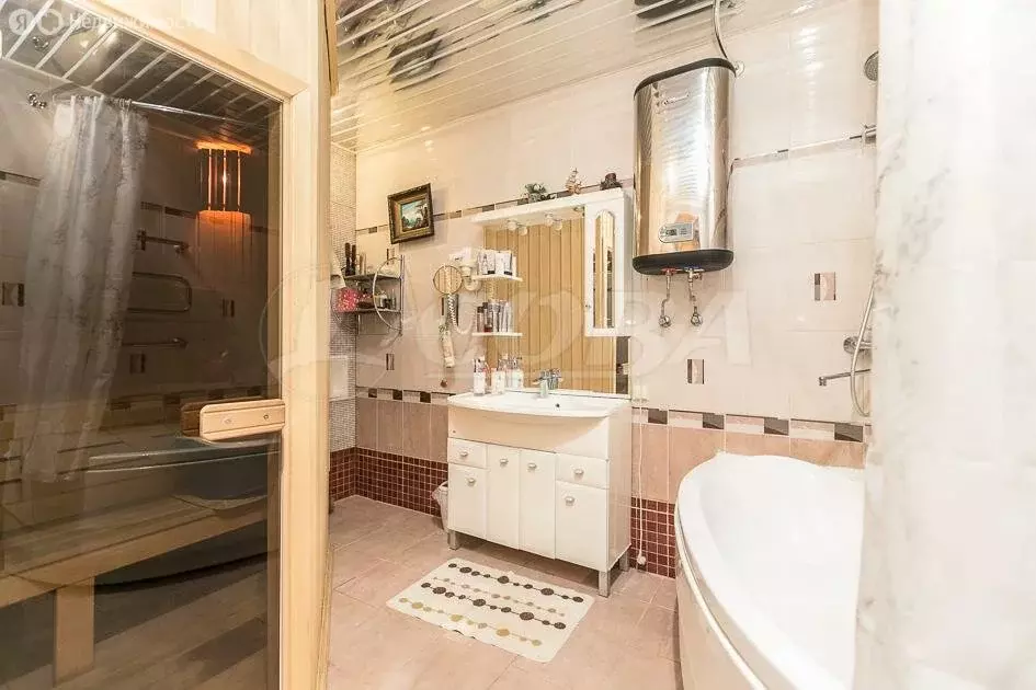 5-комнатная квартира: Тюмень, улица Свердлова, 35 (225 м) - Фото 0