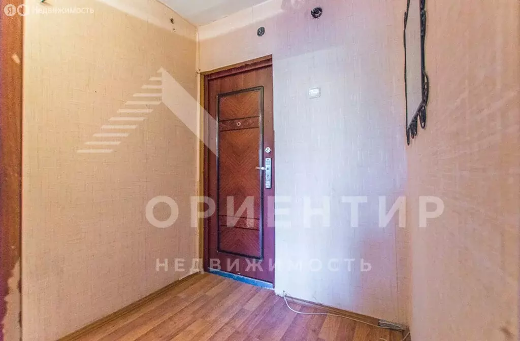 Квартира-студия: Екатеринбург, улица Куйбышева, 98 (28.3 м) - Фото 1