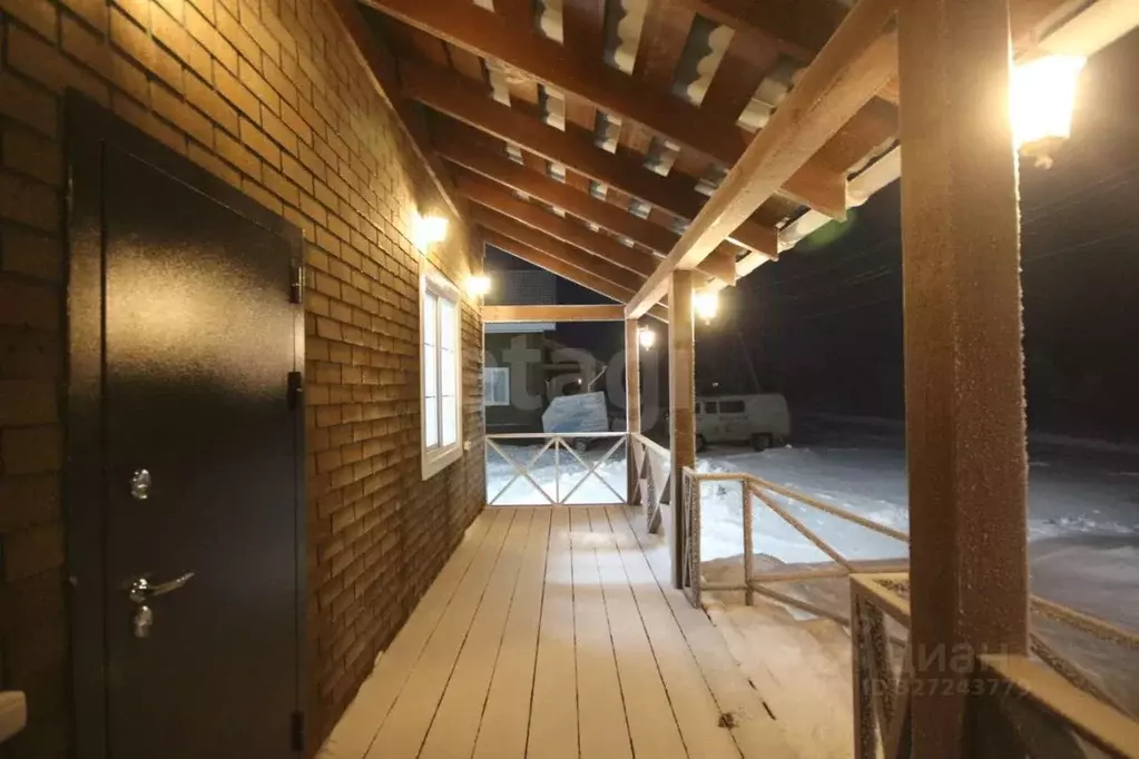 Дом в Ямало-Ненецкий АО, Новый Уренгой Северный Берег ДНТ, 36 (150 м) - Фото 1