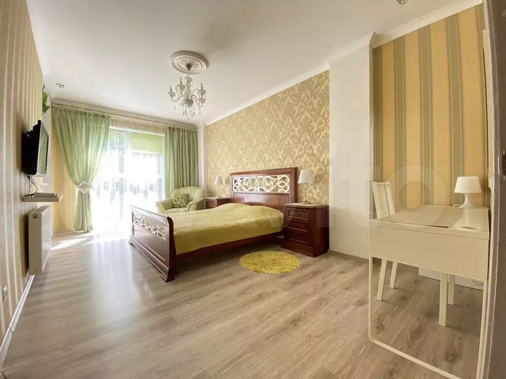 1-к. квартира, 50 м, 2/9 эт. - Фото 1