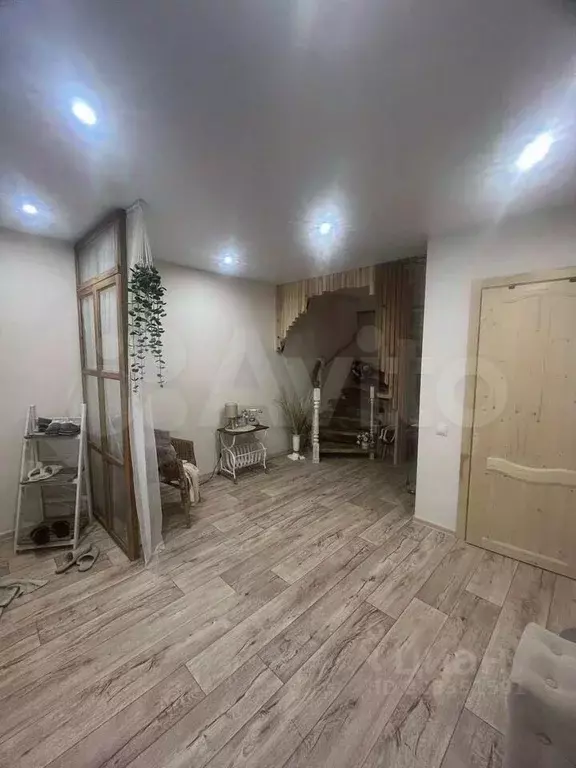 3-к кв. Саха (Якутия), Якутск ул. Кузьмина, 39 (121.0 м) - Фото 2