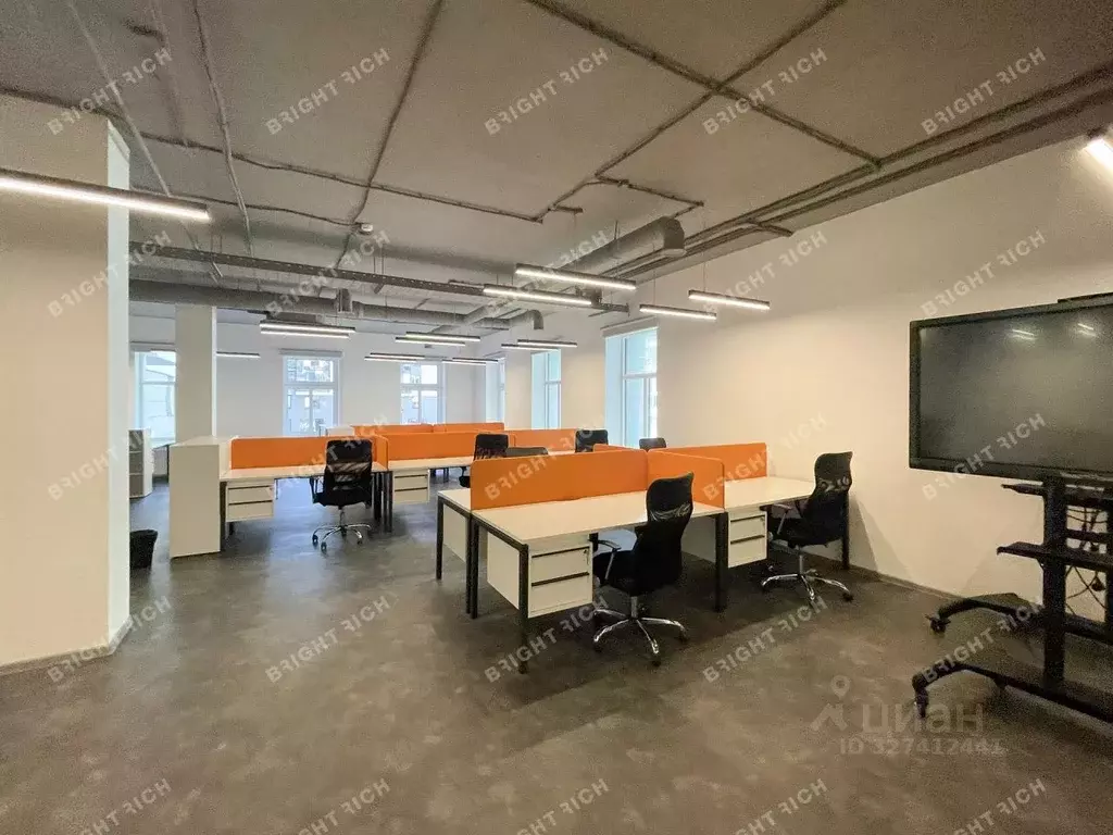 Офис в Санкт-Петербург 26-я Васильевского острова линия, 7 (1886 м) - Фото 1