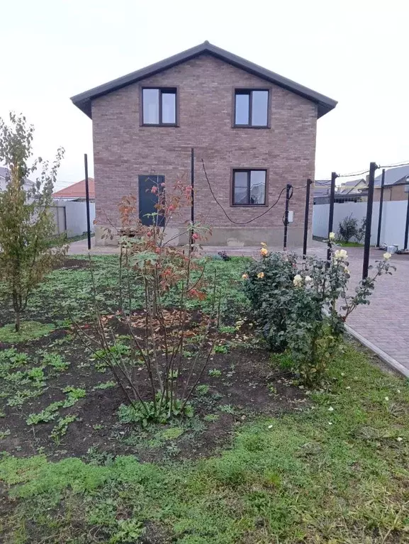 Дом в Краснодарский край, Динской район, Южно-Кубанское с/пос, пос. ... - Фото 1