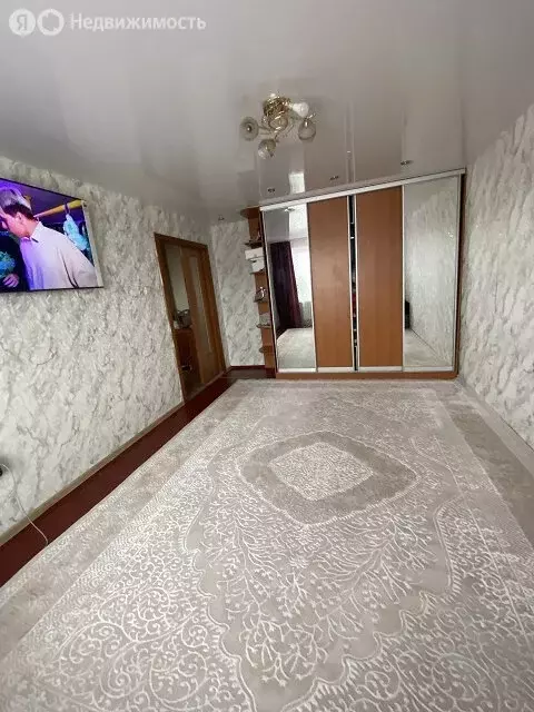 2-комнатная квартира: Екатеринбург, улица Бебеля, 156 (42.6 м) - Фото 2