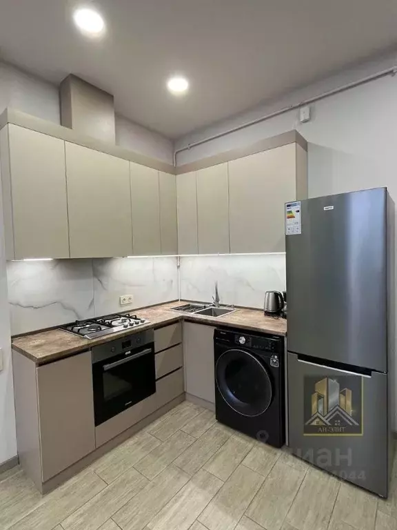 2-к кв. Татарстан, Казань ул. Баки Урманче, 1 (45.0 м) - Фото 1