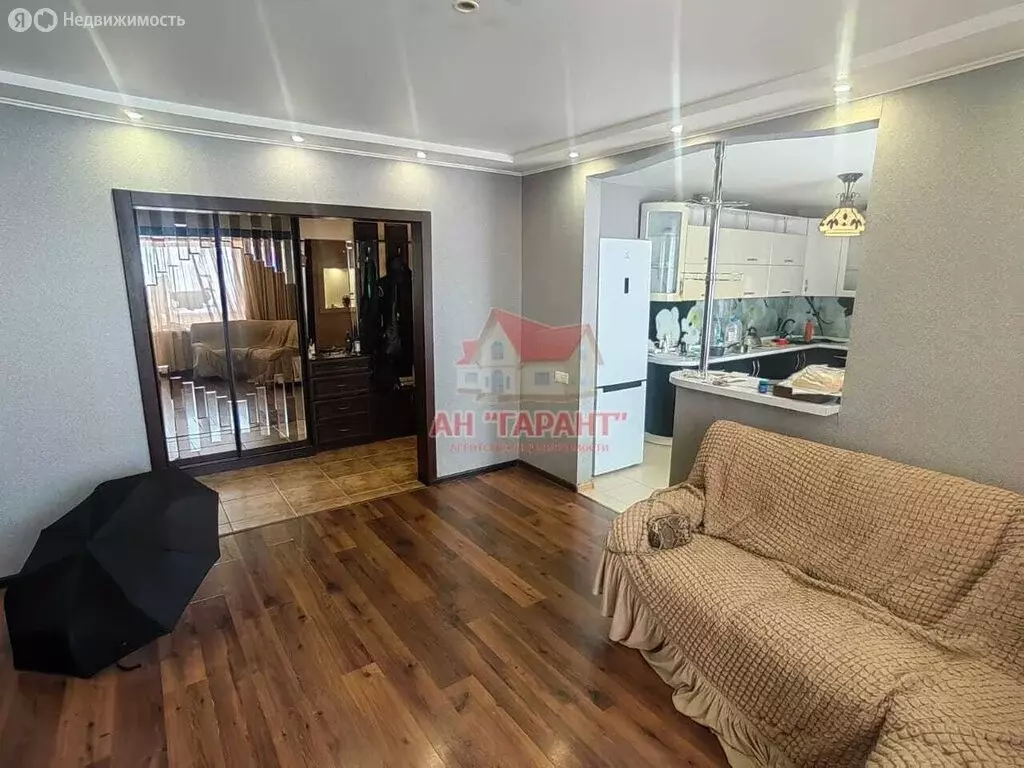 2-комнатная квартира: Александров, Красный переулок, 25/2 (74 м) - Фото 2