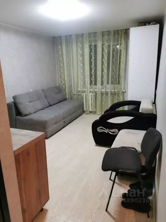 Комната Тюменская область, Тюмень ул. Республики, 229 (13.5 м) - Фото 1