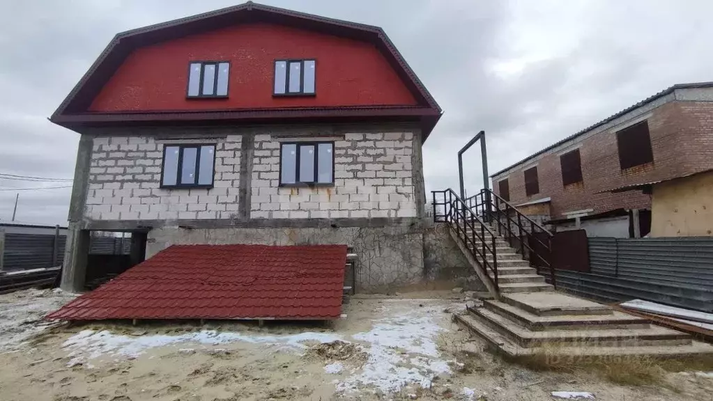 Дом в Ямало-Ненецкий АО, Новый Уренгой ул. Прибрежная, 9 (222 м) - Фото 1