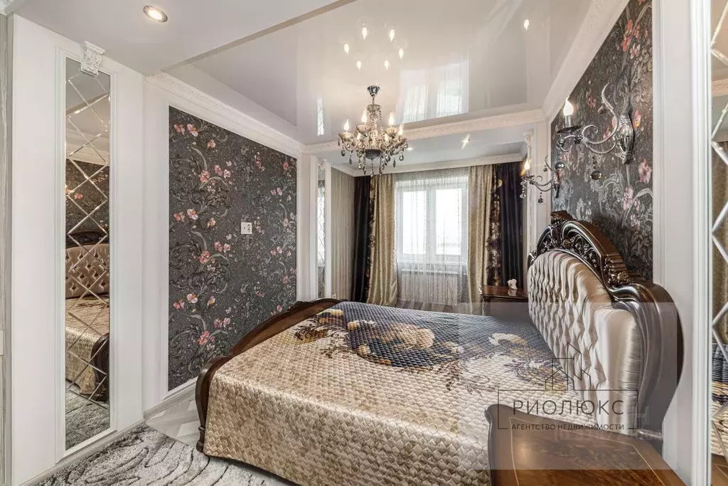 2-к кв. Челябинская область, Челябинск ул. Хохрякова, 34 (65.1 м) - Фото 1