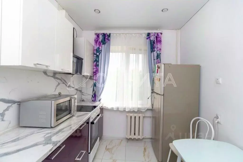 3-к кв. Тюменская область, Тюмень ул. Жуковского, 76 (61.0 м) - Фото 2