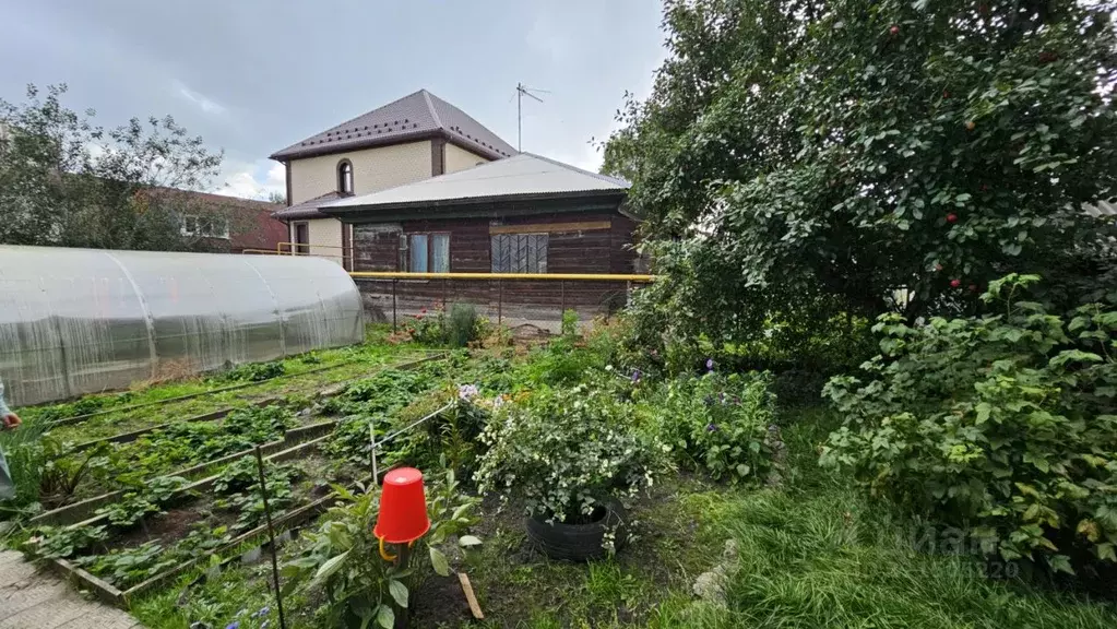 Дом в Новосибирская область, Новосибирск ул. Короленко, 62А (180 м) - Фото 1
