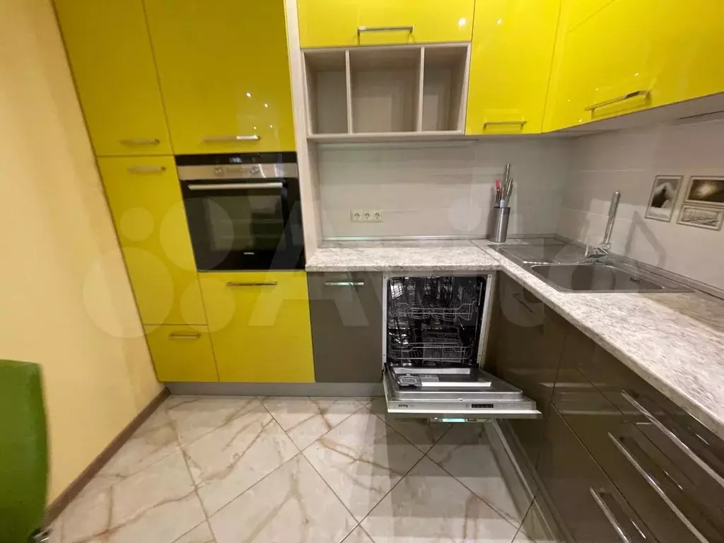 3-к. квартира, 120 м, 18/20 эт. - Фото 1