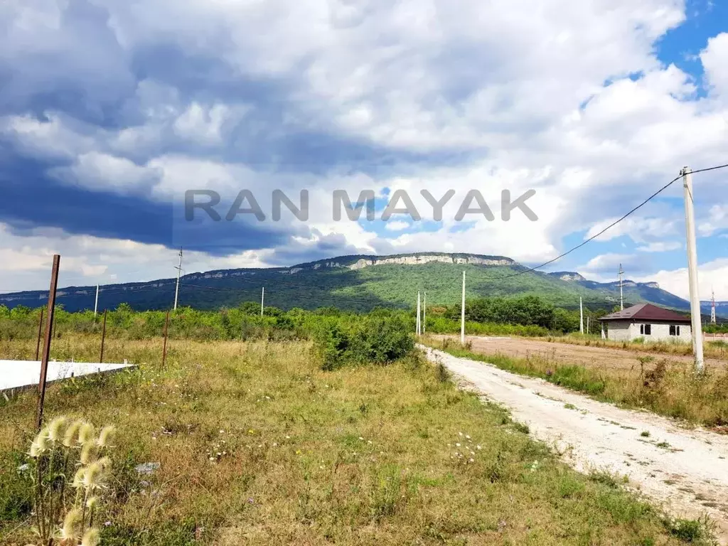 Участок в Адыгея, Майкопский район, Даховская ст-ца ул. Лесная (8.0 ... - Фото 0