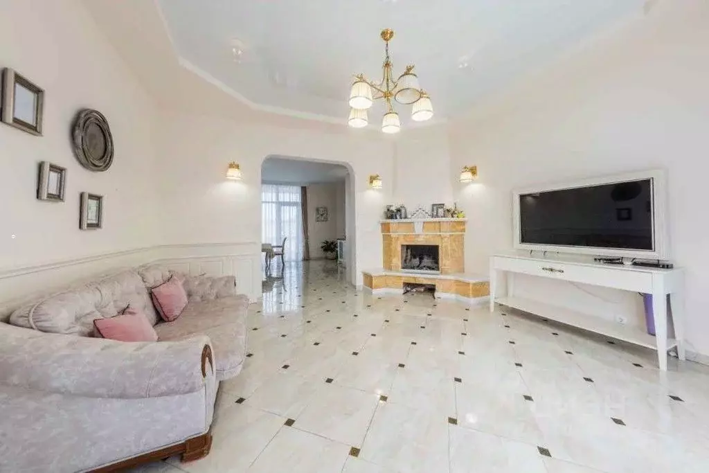 Дом в Краснодарский край, Сочи Светлана мкр, ул. Дмитриевой, 36/2 (390 ... - Фото 2