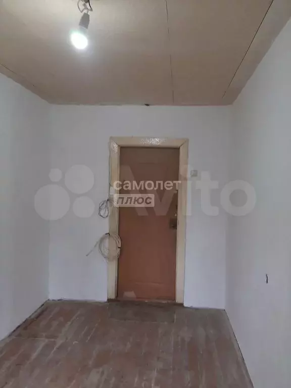 Комната 9,2 м в 6-к., 3/5 эт. - Фото 1