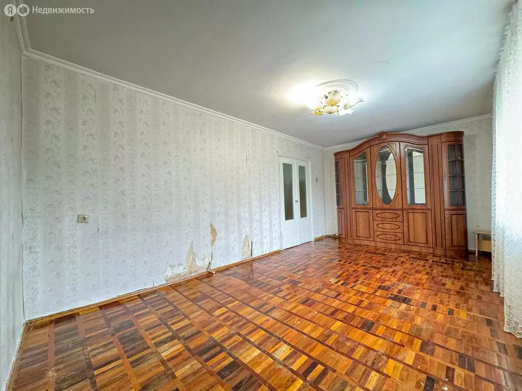 3-комнатная квартира: Нальчик, улица Мусова, 33 (81 м) - Фото 2