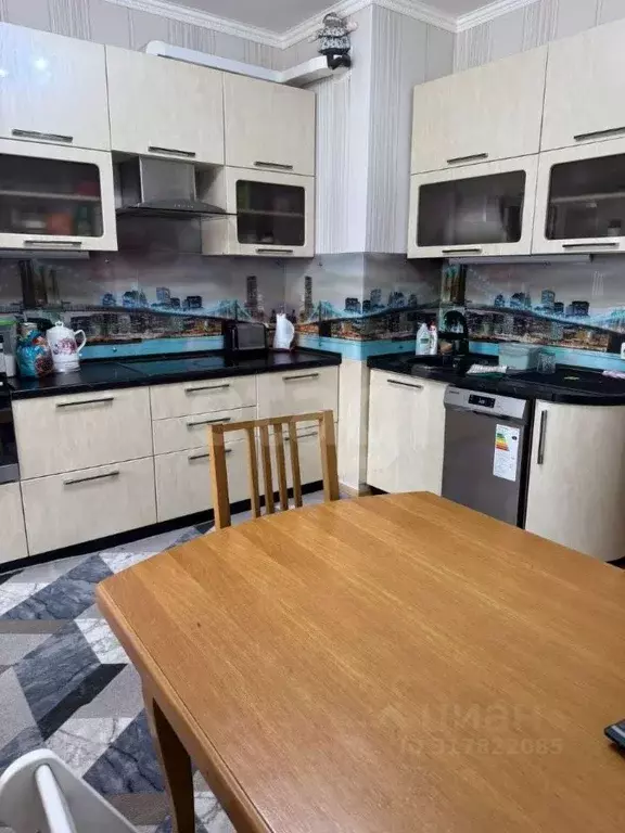 3-к кв. Ямало-Ненецкий АО, Губкинский 14-й мкр, 20 (94.1 м) - Фото 0