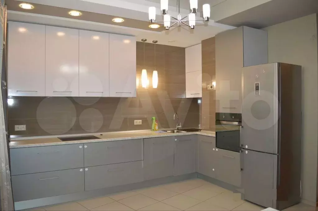 3-к. квартира, 130 м, 3/16 эт. - Фото 1