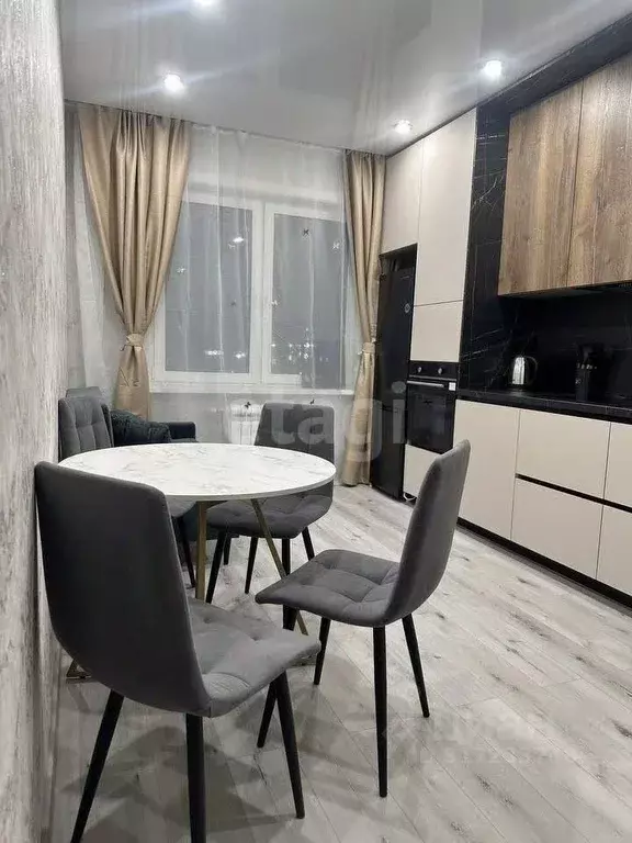 1-к кв. Иркутская область, Иркутск Гусарская тер., 7 (40.5 м) - Фото 0