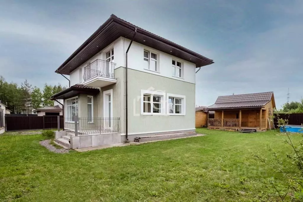 Коттедж в Ленинградская область, Всеволожский район, Бугровское ... - Фото 1