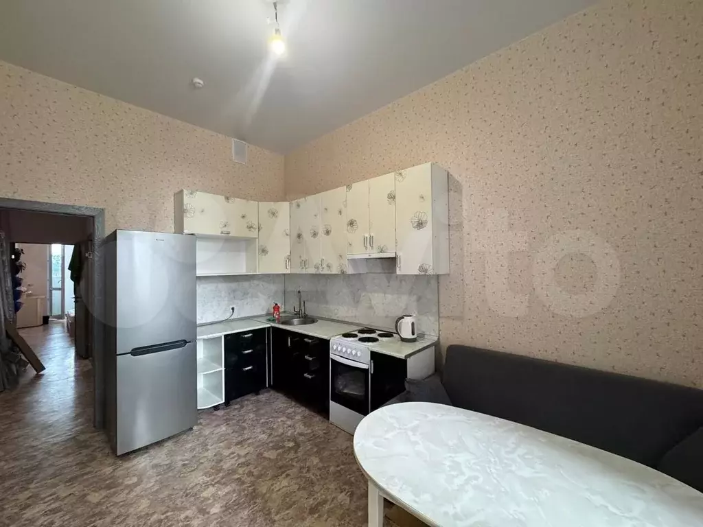 1-к. квартира, 40 м, 1/9 эт. - Фото 0