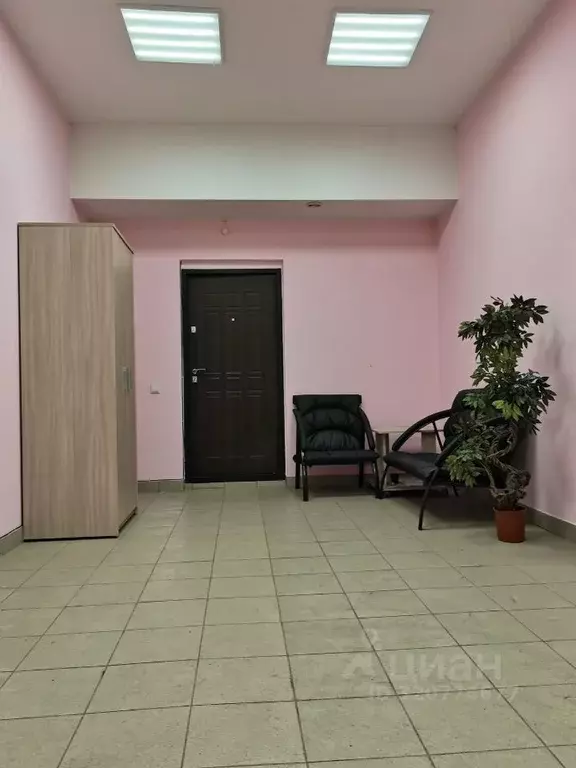 Офис в Алтайский край, Барнаул ул. Петра Сухова, 83А (26 м) - Фото 1