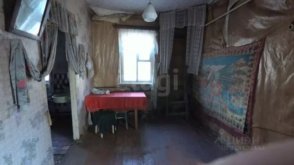 Дом в Курская область, Золотухинский район, Донской сельсовет, с. ... - Фото 2