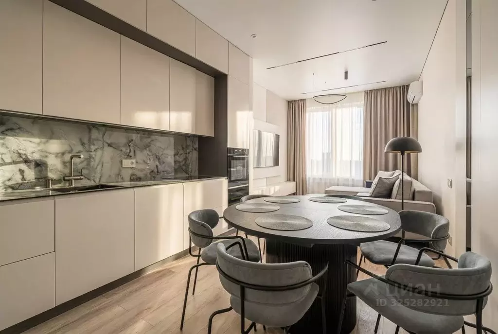 3-к кв. Москва Винницкая ул., 8к1 (90.0 м) - Фото 1