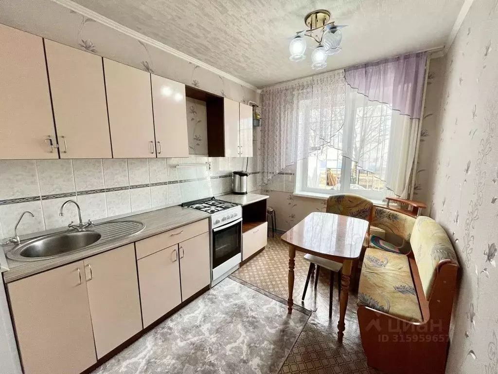 2-к кв. Татарстан, Нижнекамск ул. Сююмбике, 69 (41.7 м) - Фото 0