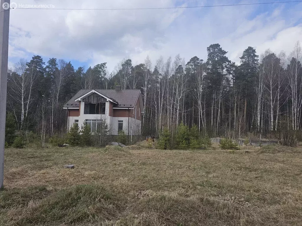 Дом в Свердловская область, Среднеуральск (178 м) - Фото 1
