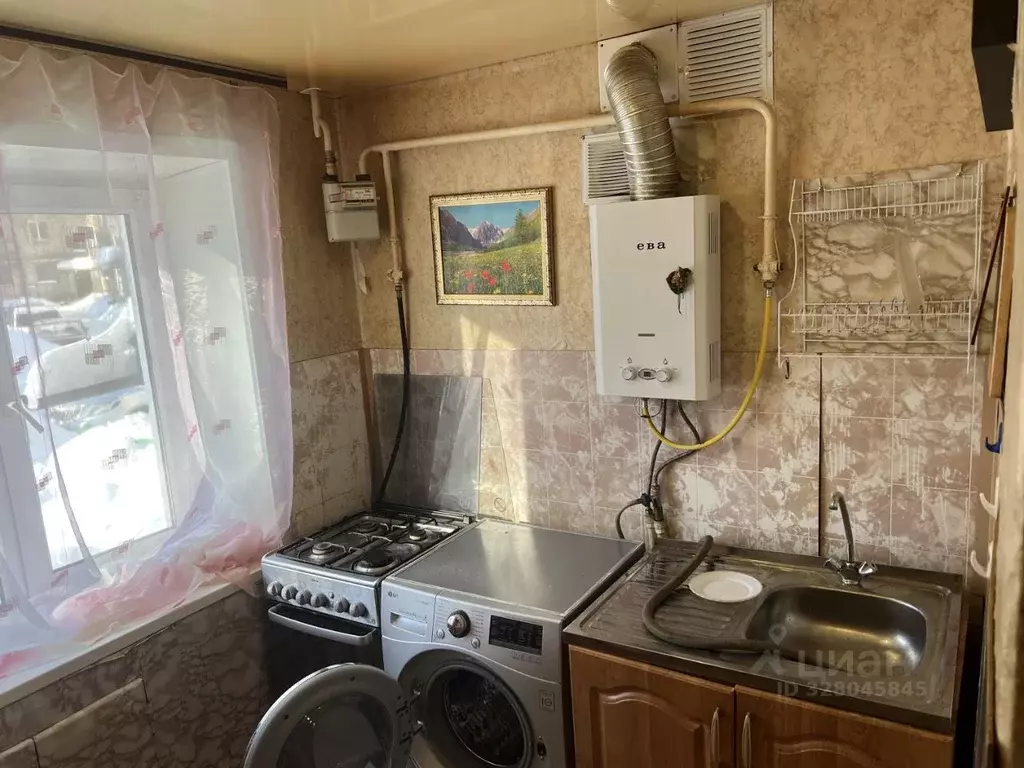 3-к кв. Псковская область, Великие Луки просп. Гагарина, 34 (57.3 м) - Фото 1