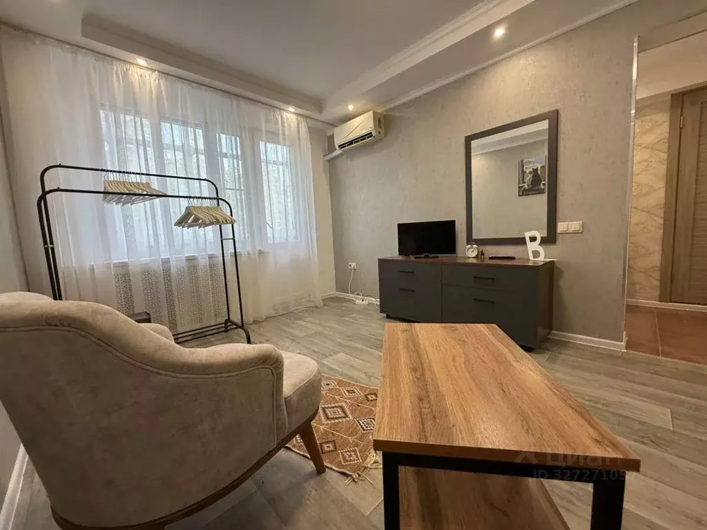 1-к кв. Краснодарский край, Краснодар ул. Имени Калинина, 13к48 (30.0 ... - Фото 1