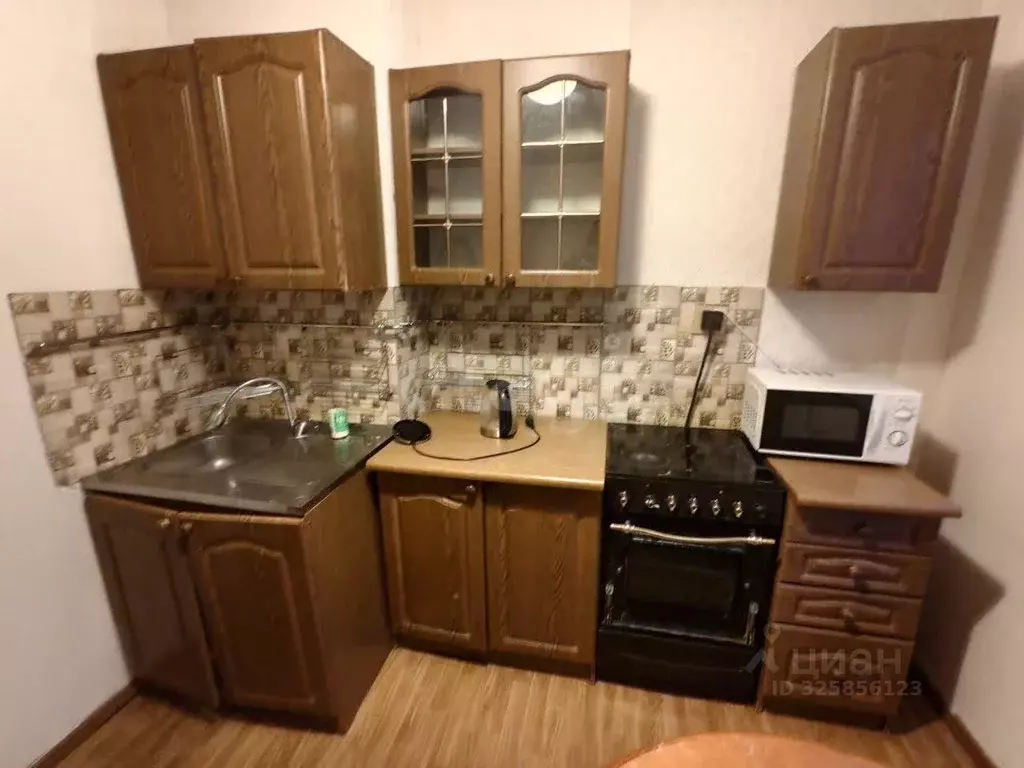 2-к кв. Ямало-Ненецкий АО, Муравленко ул. 70 лет Октября, 18 (53.2 м) - Фото 2