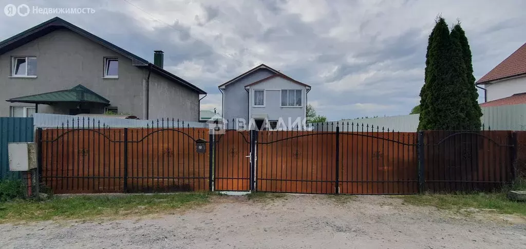 Дом в Калининградская область, Гурьевский муниципальный округ, посёлок ... - Фото 0